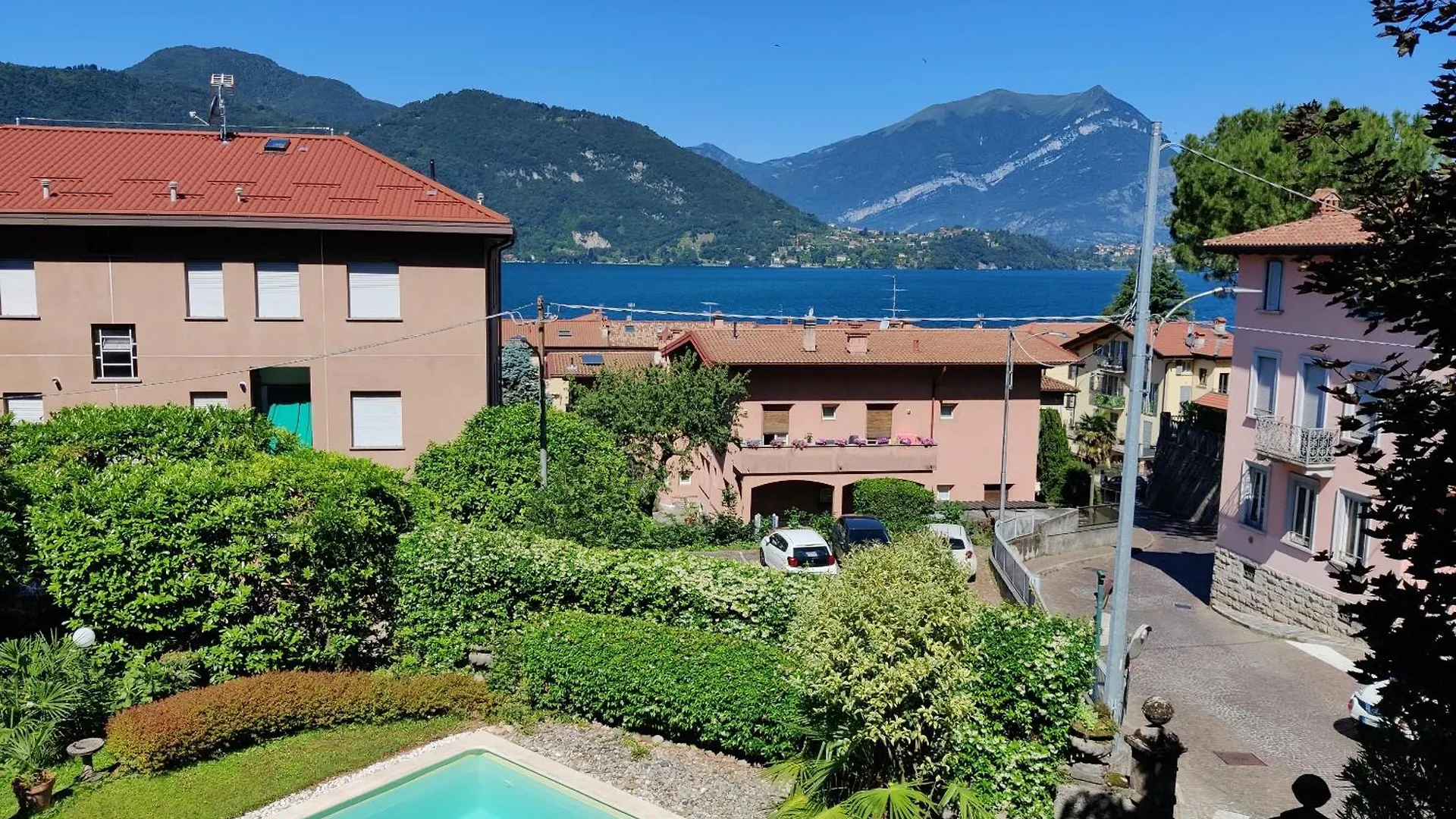Bed & Breakfast Villa Laura Lierna