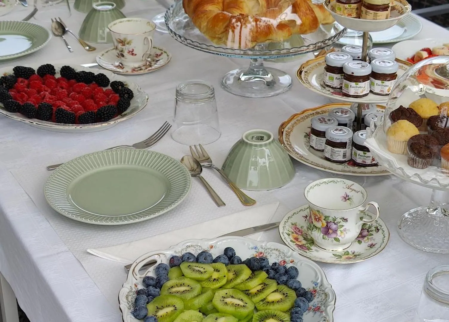 Villa Laura Lierna Bed & Breakfast