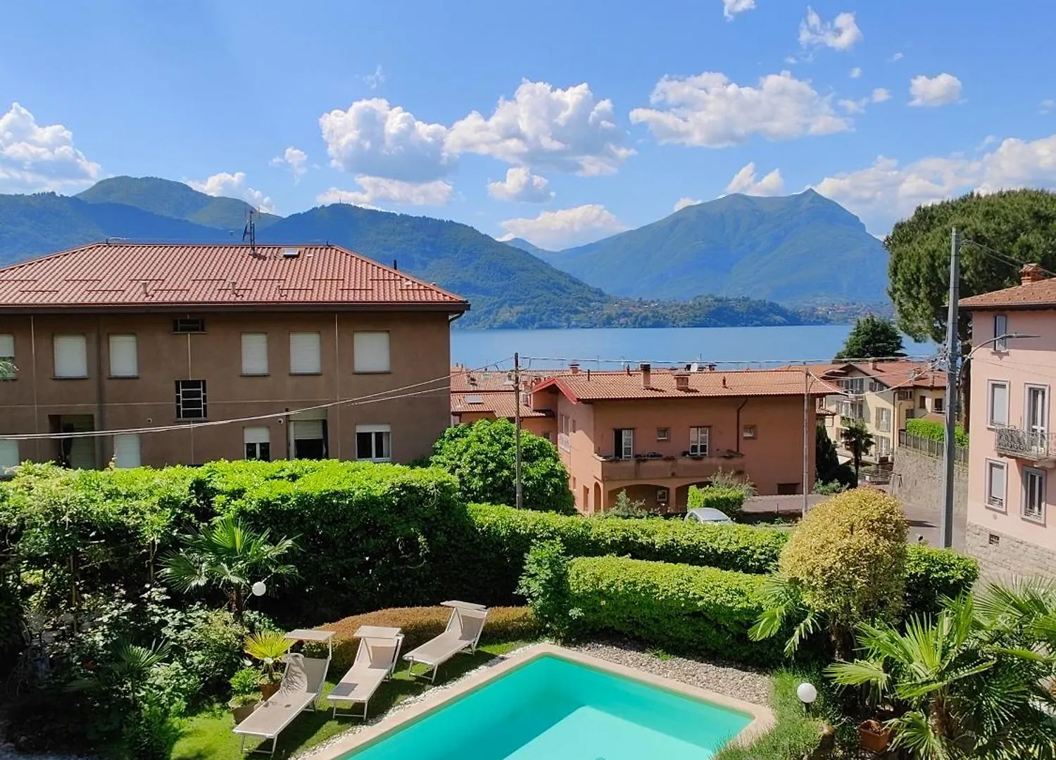 Villa Laura Lierna 0*,  Italy