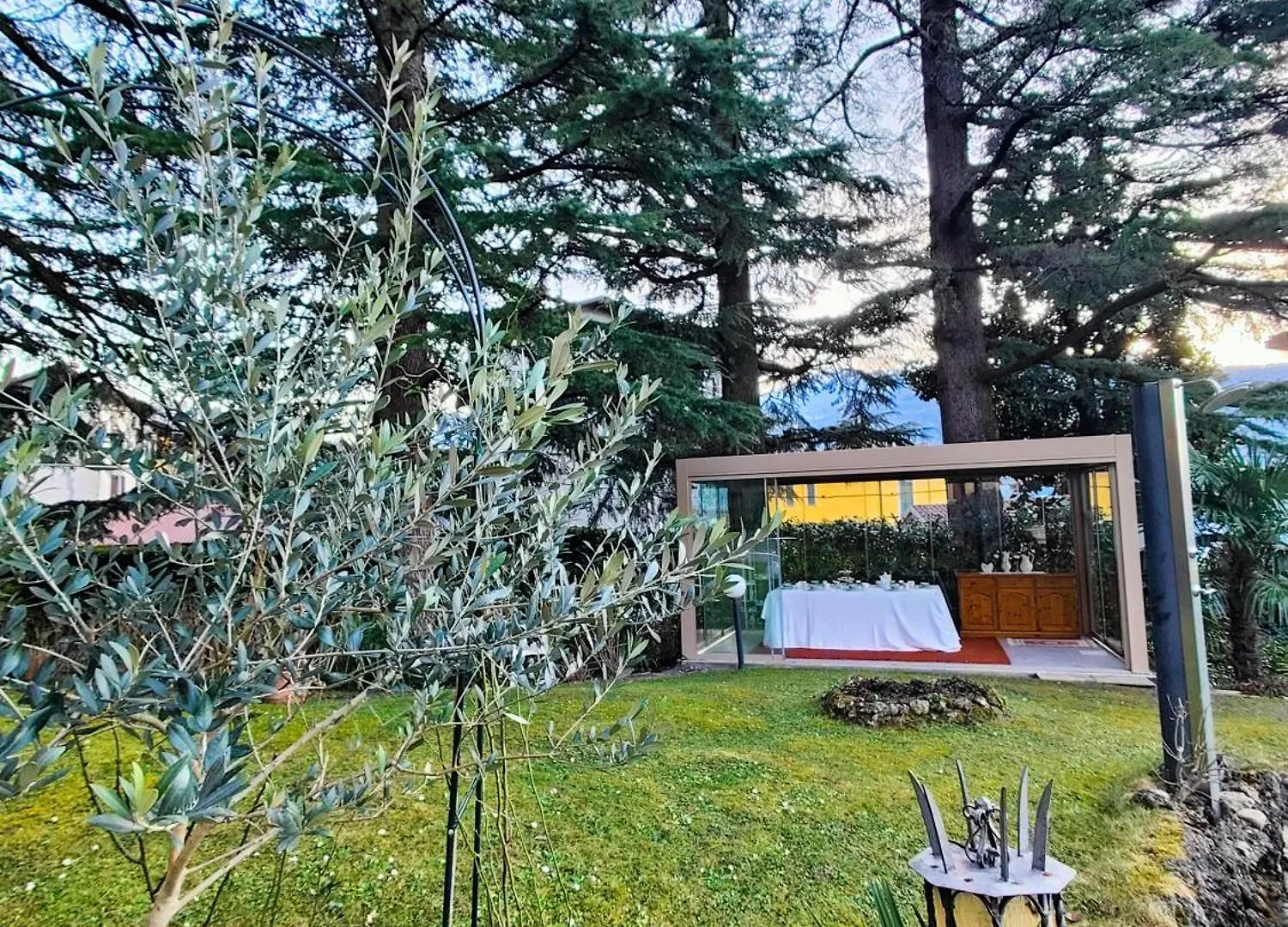 Villa Laura Lierna Bed & Breakfast