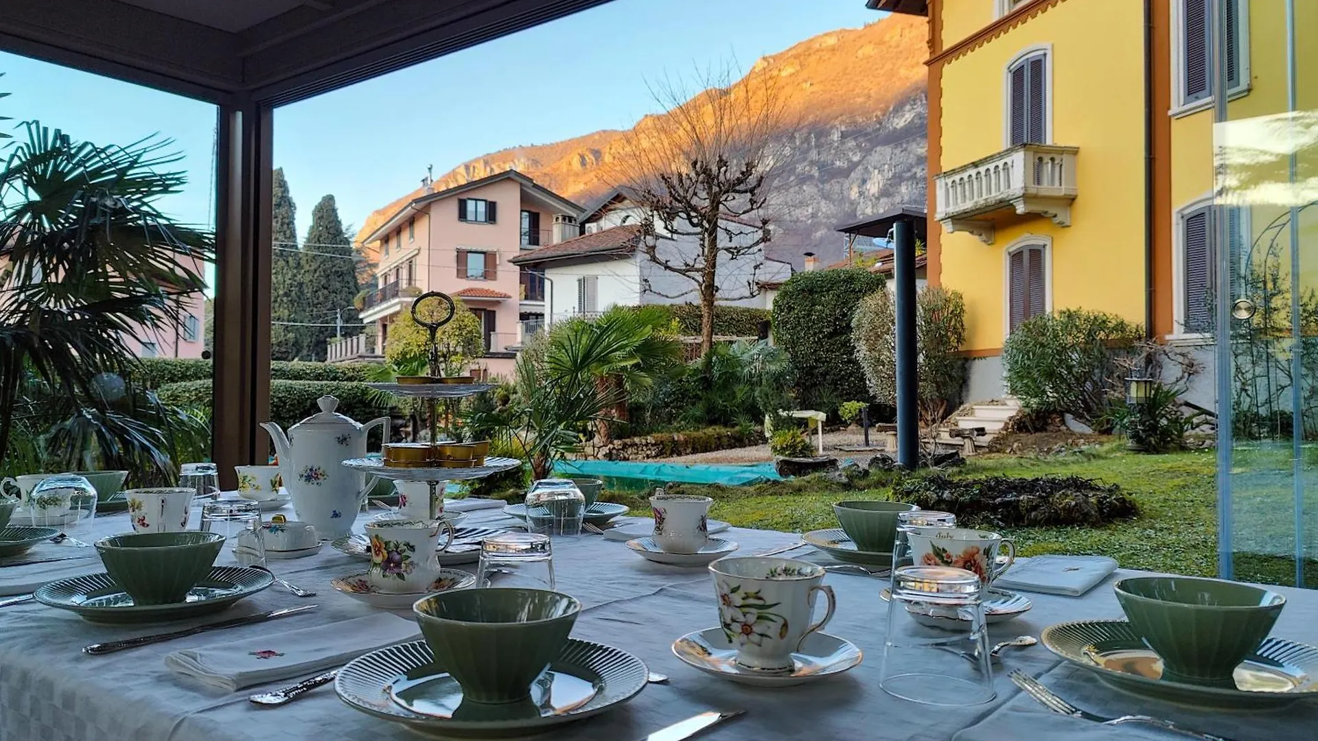 Bed & Breakfast Villa Laura Lierna